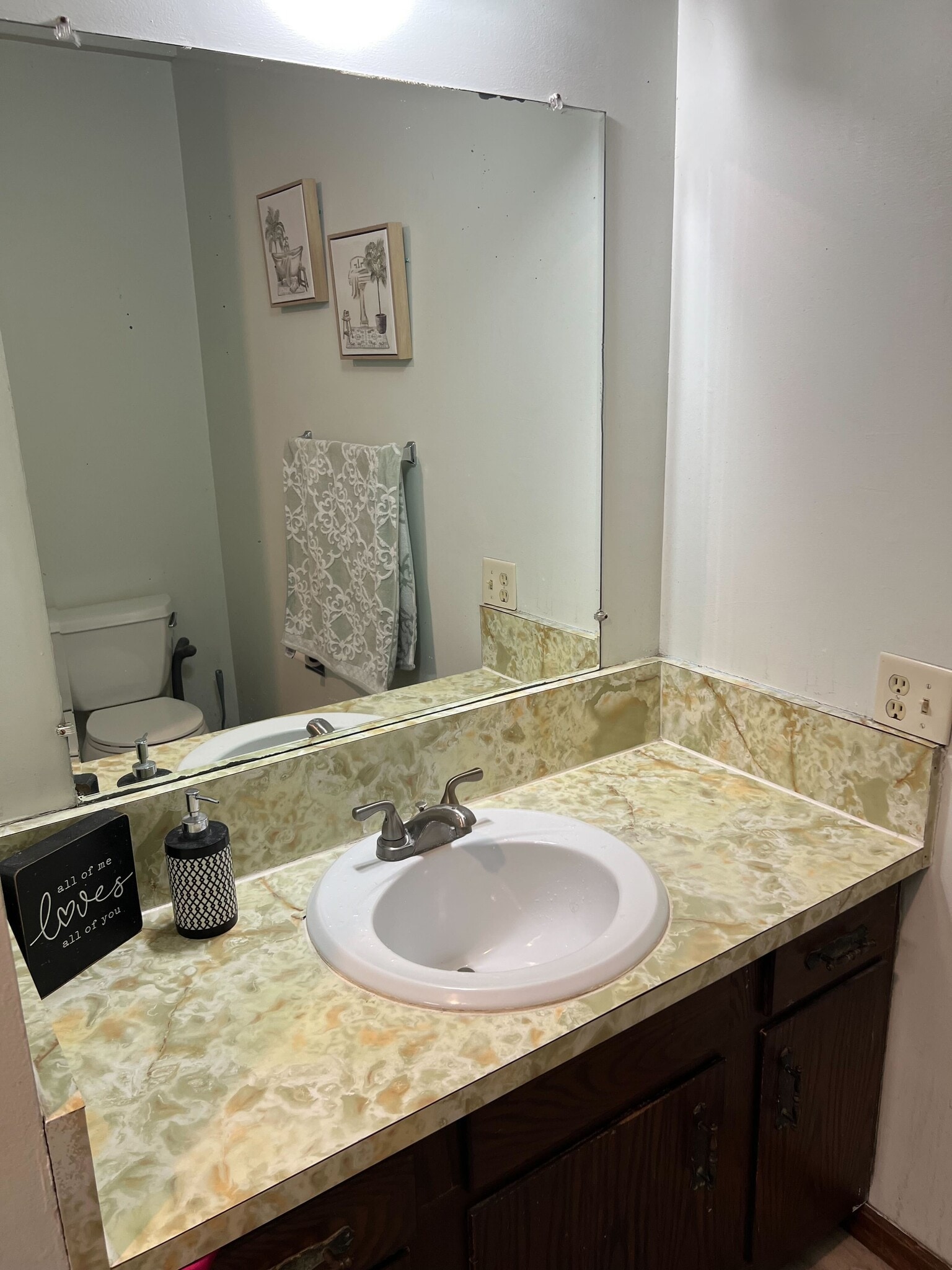 Building Photo - 5134 E Bluffview Dr