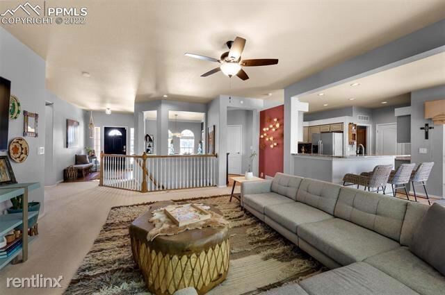 Building Photo - 12320 Grand Teton Dr