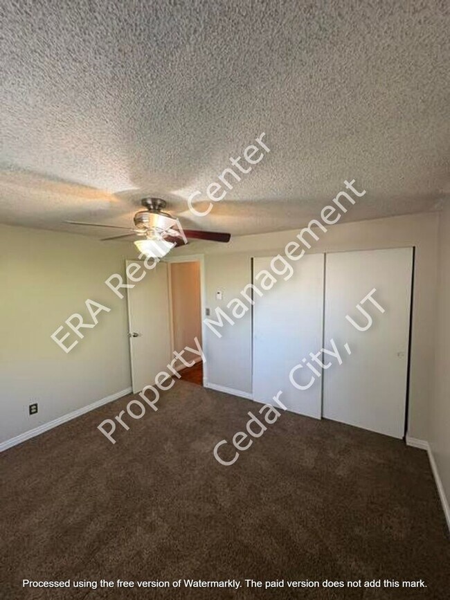Building Photo - Move-In Bonus!!!! 2 bed - 1 bath in the Heart of Cedar City