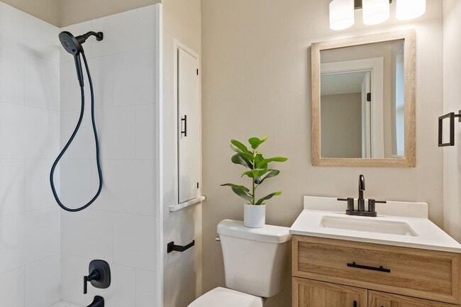 Building Photo - 503 Rogers Way