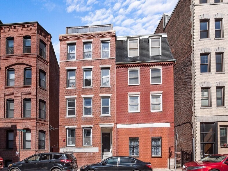 Building Photo - 19 Charter St