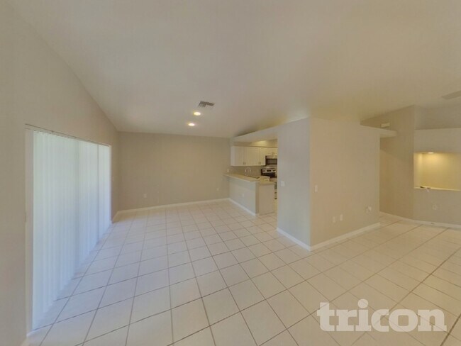 Building Photo - 184 Jennifer Dr