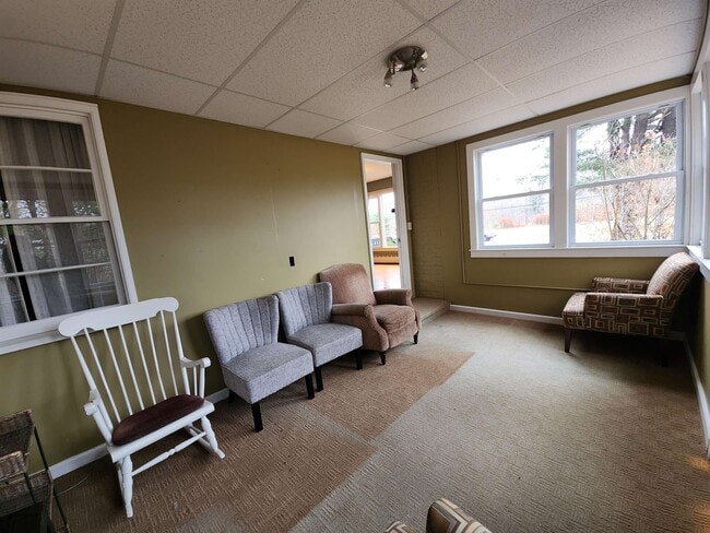 Building Photo - 907 W Swanzey Rd