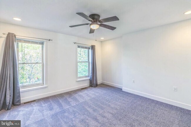 Building Photo - 1526 8th St NW