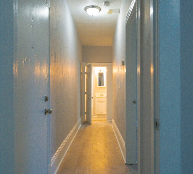 Building Photo - 11 Shepard St