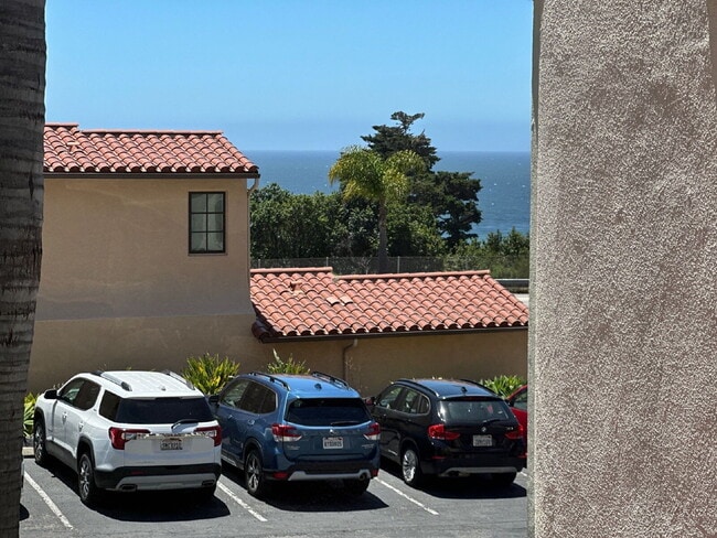 Building Photo - Pismo Beach Ocean View Condo