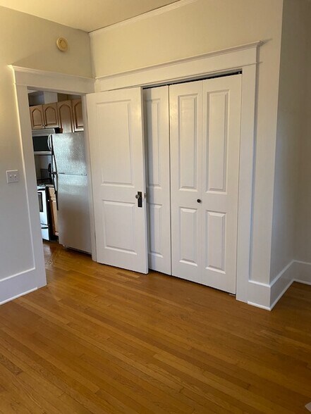 bedroom1 - 2333 Boylston Ave E