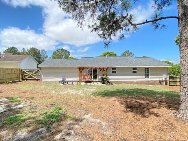 Building Photo - 92 Hunters Ridge
