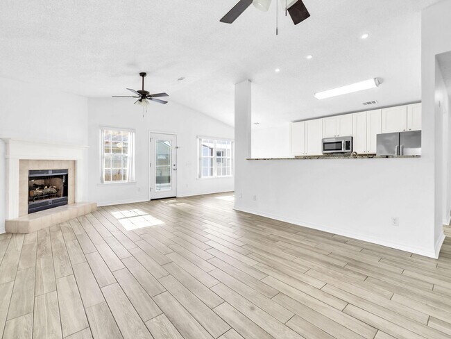 Building Photo - 763 Pearl Sand Dr