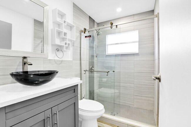 Building Photo - 277 Brittany F