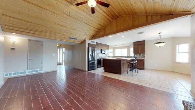 Building Photo - Northeast El Paso 5bed Refrig A/C house in...