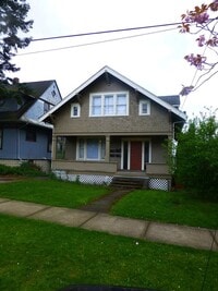 Building Photo - 1525 Humboldt St