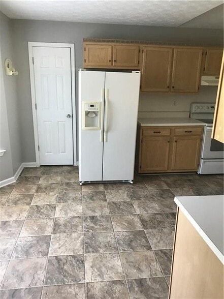 Building Photo - 4197 Sterling Pointe Dr