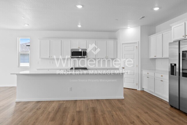 Building Photo - **September** New 3-Bedroom Home In Eagle Ridge