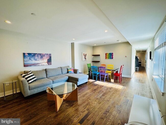 Building Photo - 1012 S Randolph St