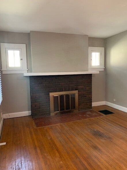 Building Photo - 744 Berkley Rd