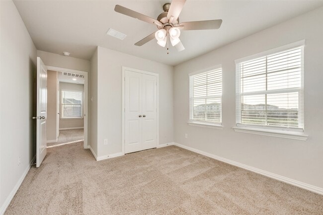 Building Photo - 257 Cranz Farm Dr