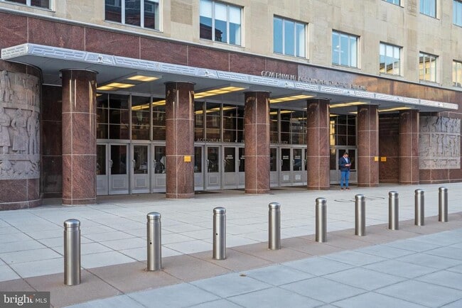 Building Photo - 601 Pennsylvania Ave NW