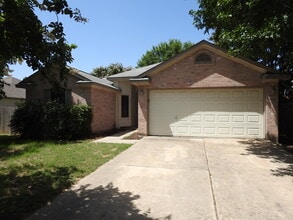 Building Photo - 440 Zebra Dr