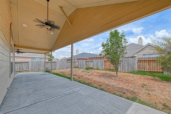 Building Photo - 16942 Langham Crossing Ln
