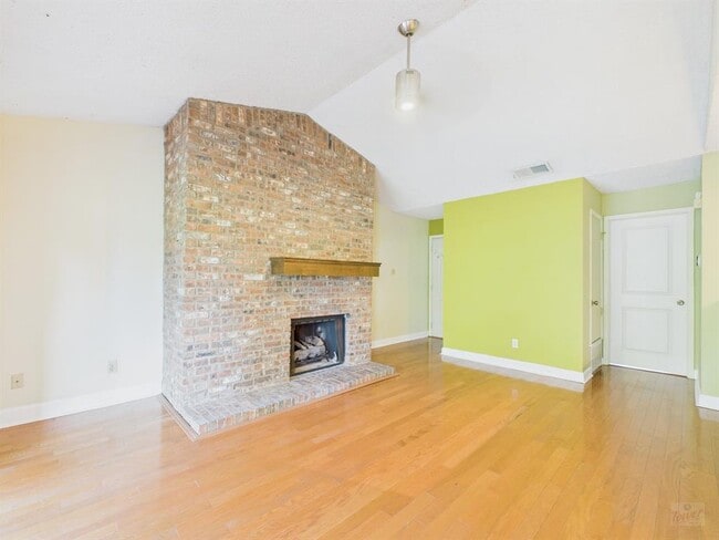 Primary Photo - 3839 Dry Creek Dr