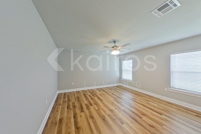 Building Photo - 13724 Willowmore Dr