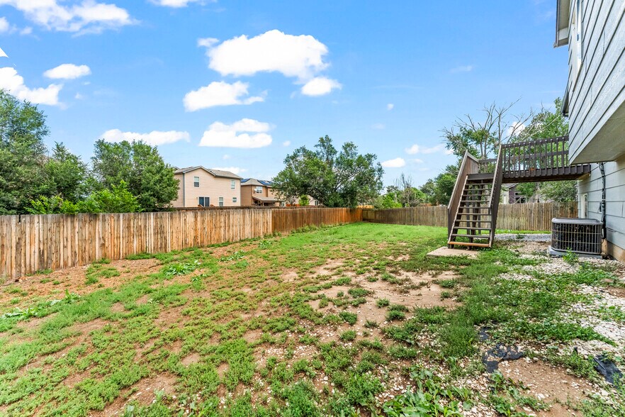 Building Photo - 2155 Woodsong Way