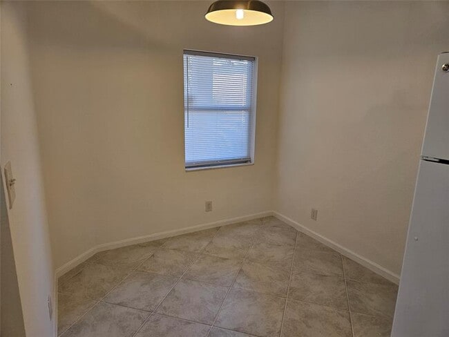 Building Photo - 5845 Eagle Cay Cir