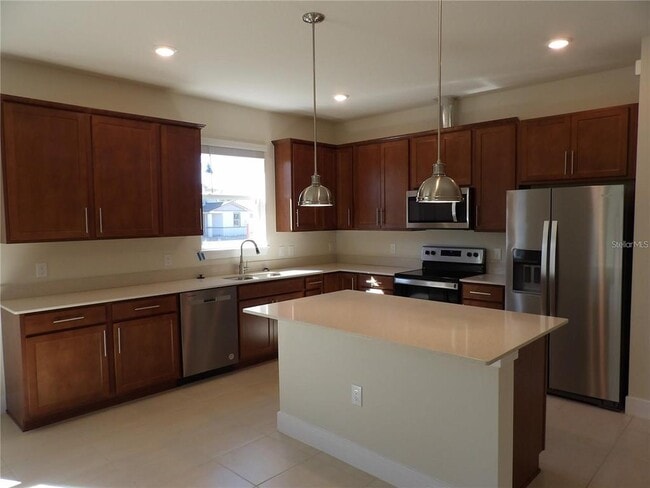 Building Photo - 17469 Back Bay Ct