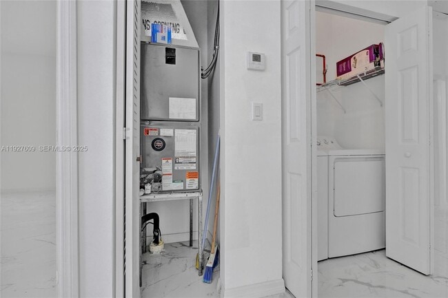 Building Photo - 1559 NW 62nd Terrace