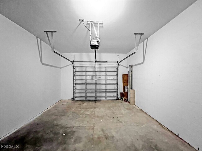 Building Photo - 1320 Trafalgar Pkwy