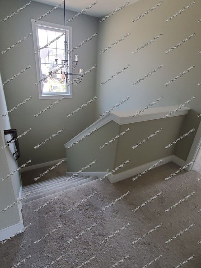 Building Photo - Gorgeous Custom Built Dyer 4 Bedroom