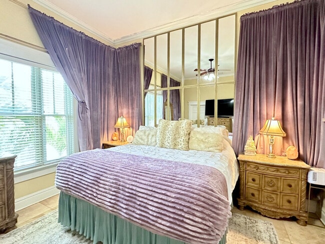 Building Photo - 507 S Willow Ave