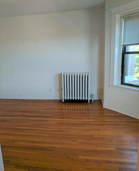 Building Photo - 1318 Commonwealth Ave