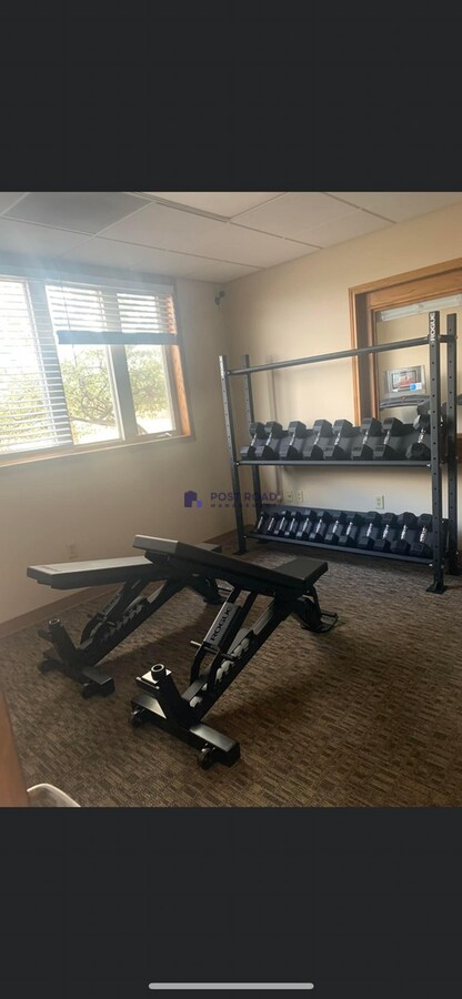 Building Photo - 535 W 27th St S