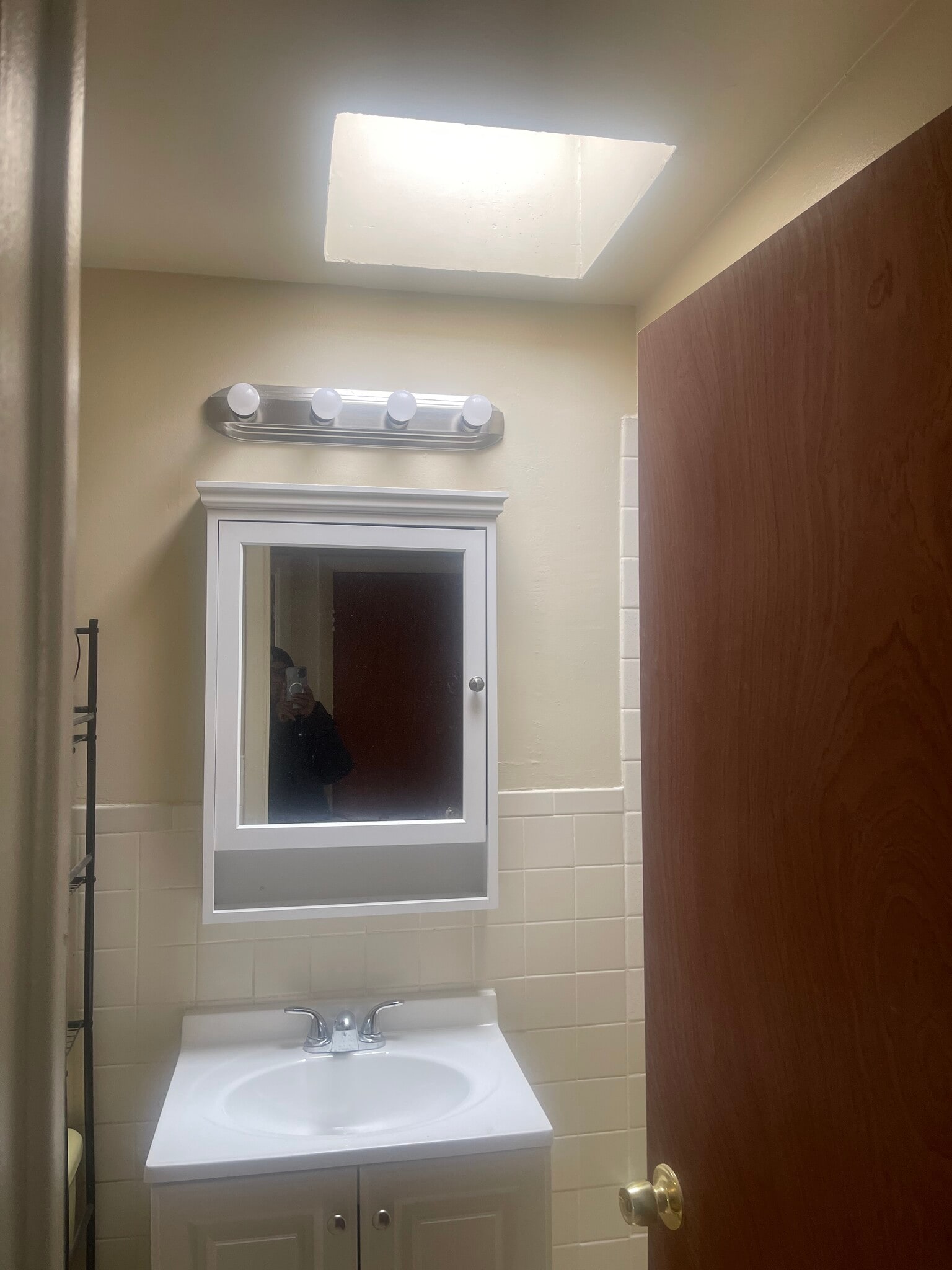 Building Photo - 2010 S 15th Ave