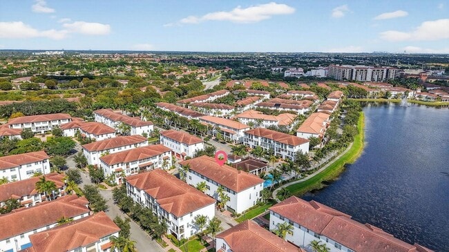 Building Photo - 2705 SW 119th Way