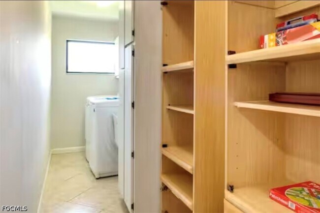 Building Photo - 203 SE 43rd Terrace