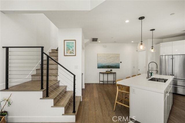 Building Photo - 4405 Channel Pl