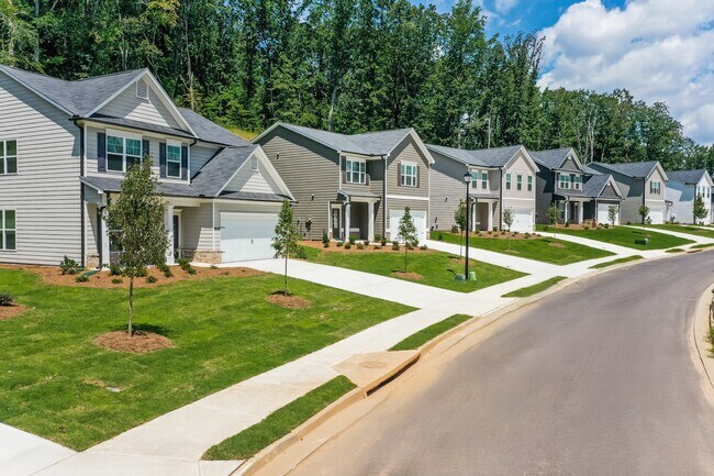 Building Photo - 3254 Lilac Creek Trl, Gainesville, GA