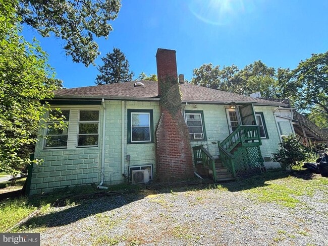 Building Photo - 225 S Delsea Dr