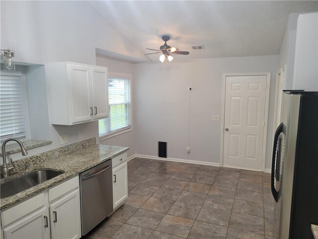 Building Photo - 2622 Marleigh Farm Rd NW
