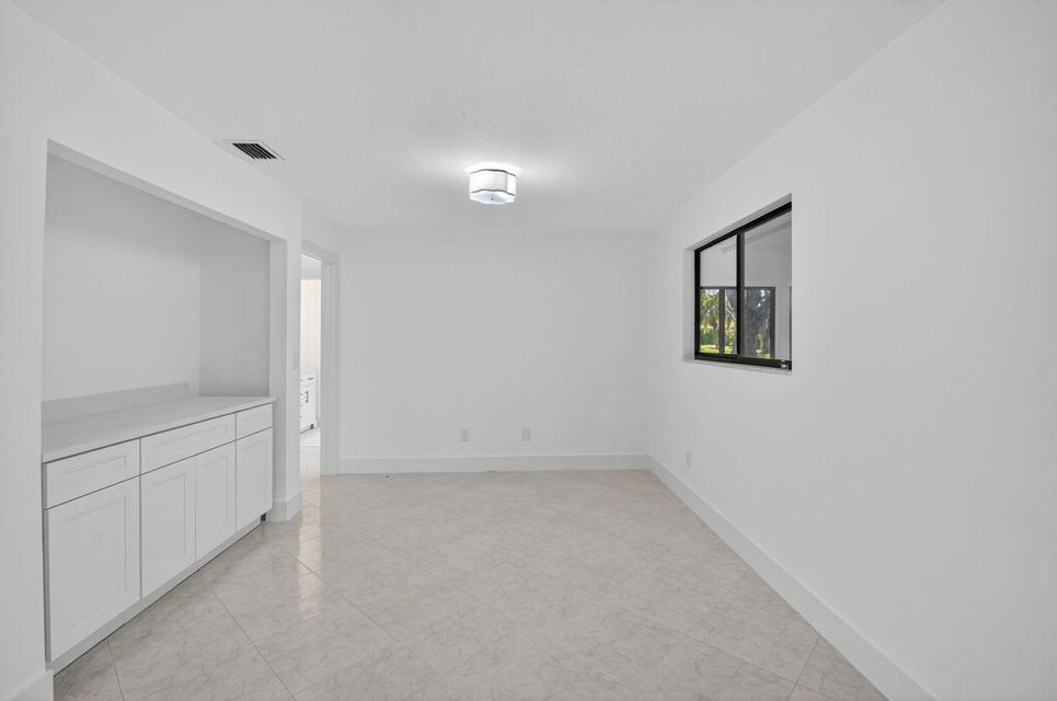 Building Photo - 29 Fawlkland Cir