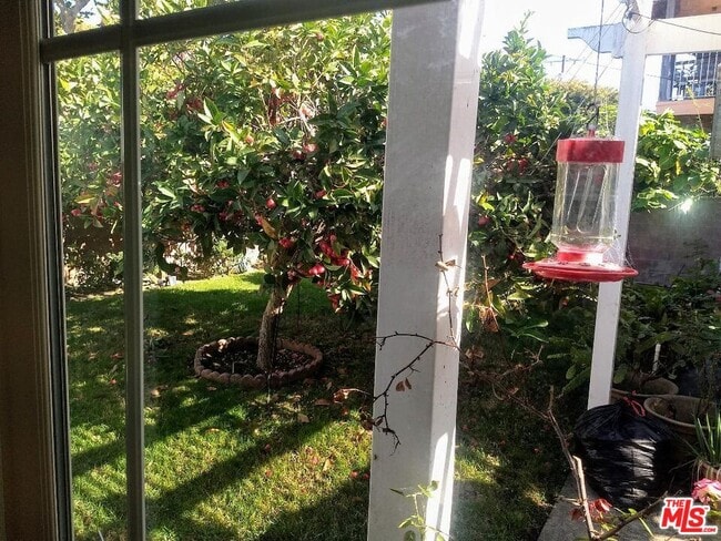 Building Photo - 7720 Cowan Ave