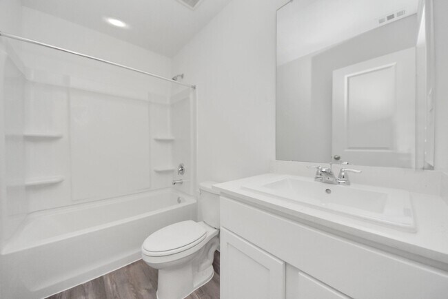 Building Photo - 14315 Leafy Willow Dr