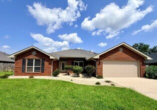 Building Photo - 4599 Belvedere Circle