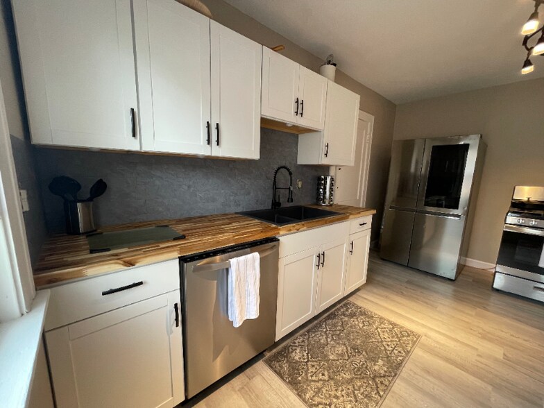 Building Photo - 3331 Grantwood Dr