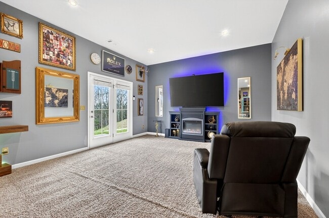 Building Photo - 6794 Falls Ridge Ln