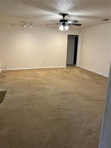 Building Photo - 3229 Oak Timber Dr