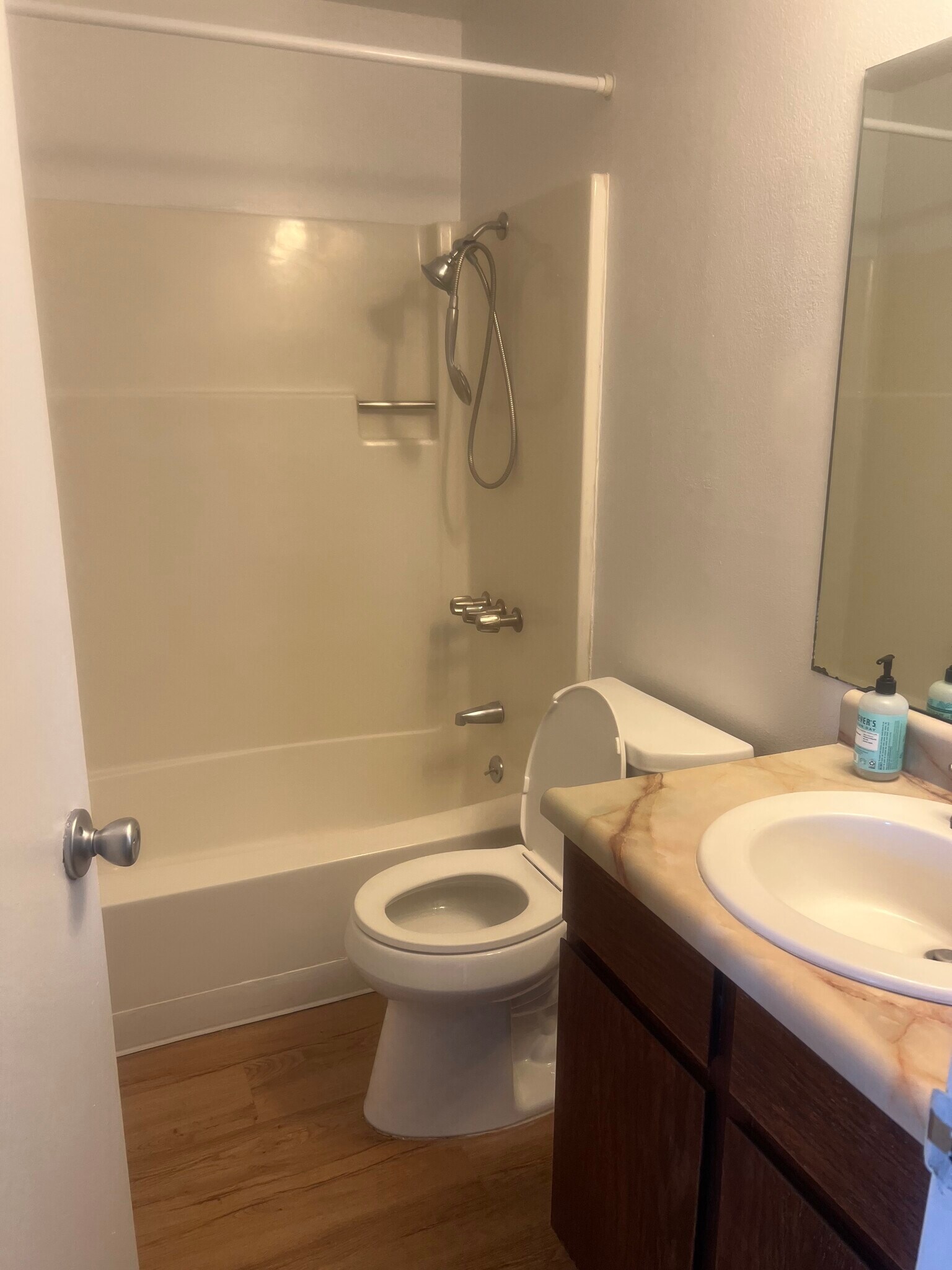 Building Photo - 697 Diamondback Dr